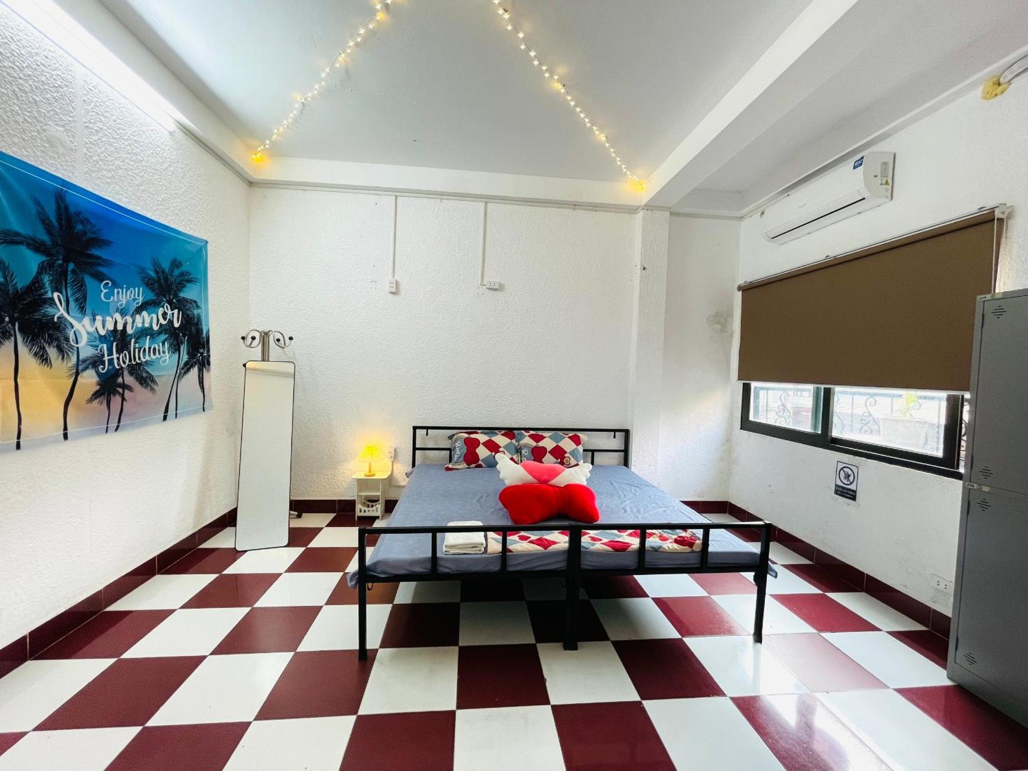Dnut'S House, Hanoi